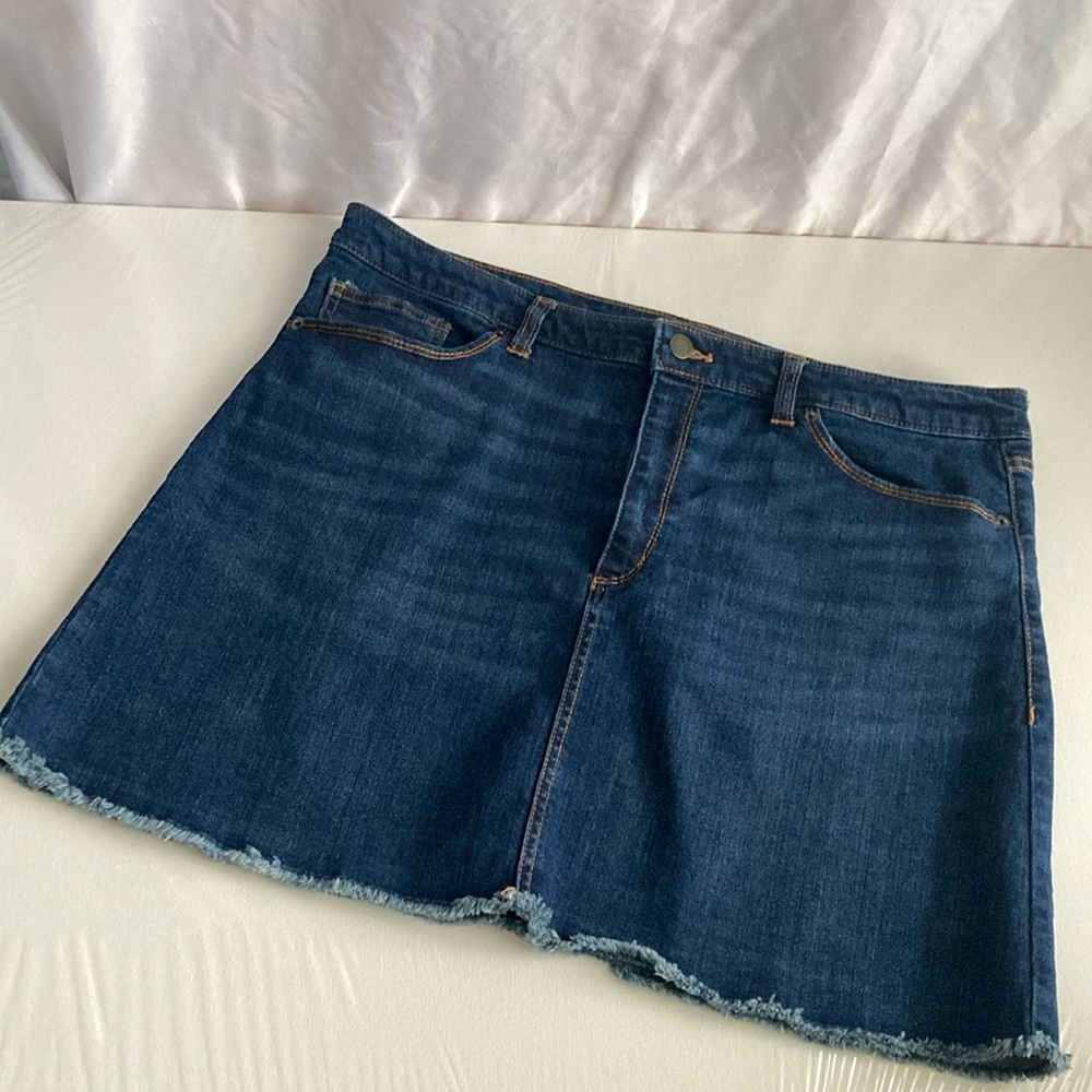 Universal Thread Blue Jean Mini Skirt Size 16/33